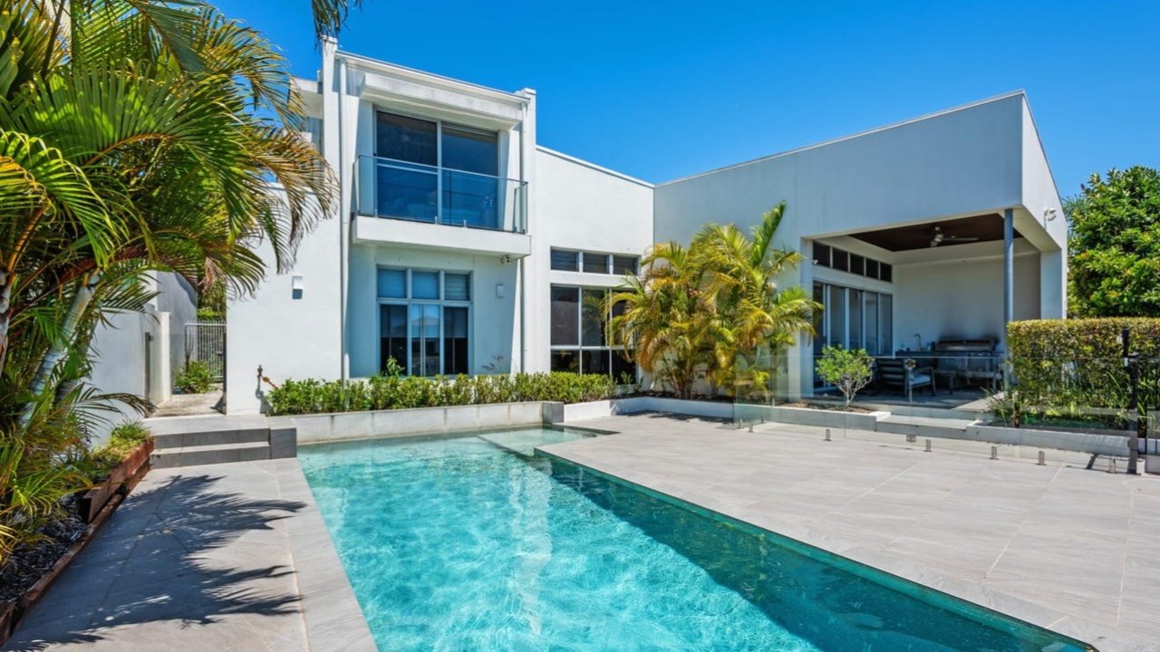 How Gemma White turned a seven-week negotiation into a $2.45 million Cova Estate record