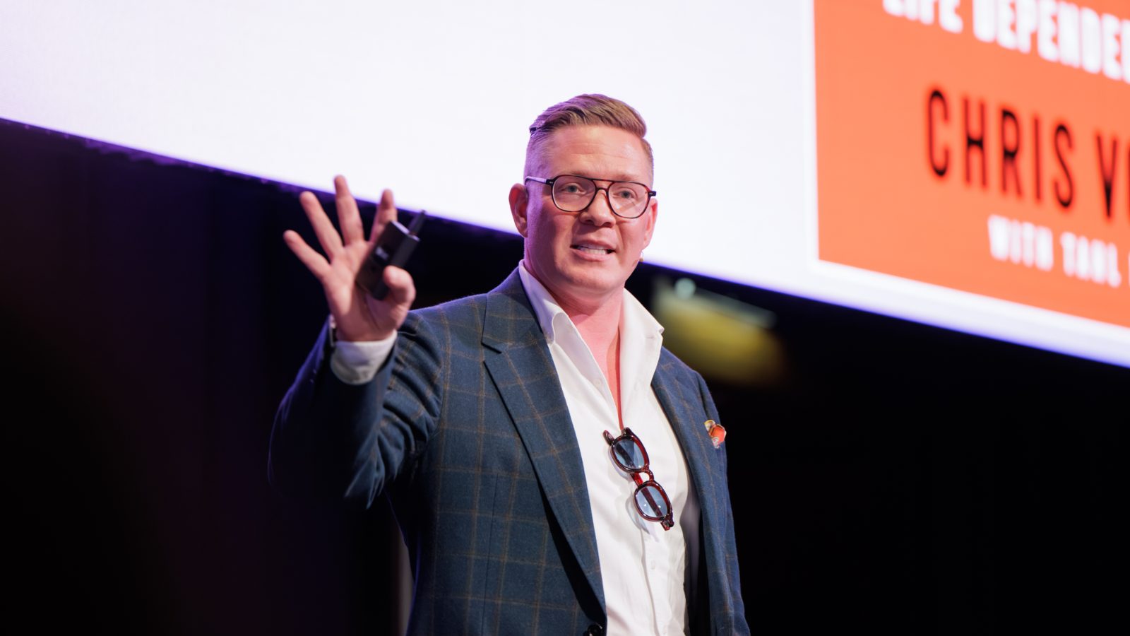 Anders Sörman-Nilsson: Take the robot out of the property manager
